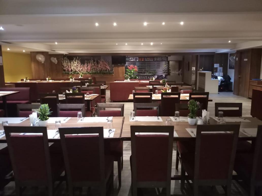 The Grand Vardhman Hotel Morbi Экстерьер фото